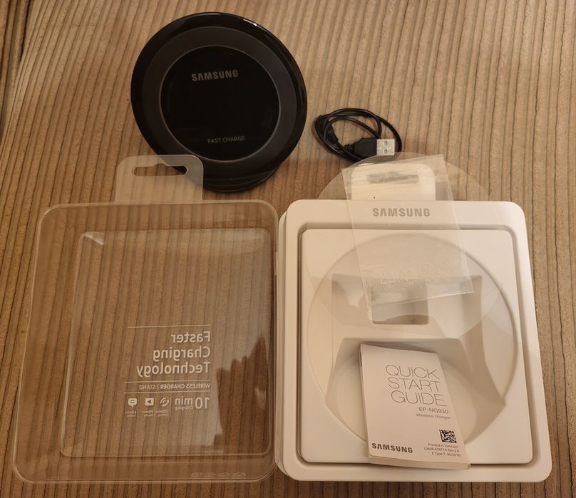 Оригинално Samsung безжично зарядно