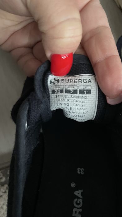 Tenesi din panza Superga