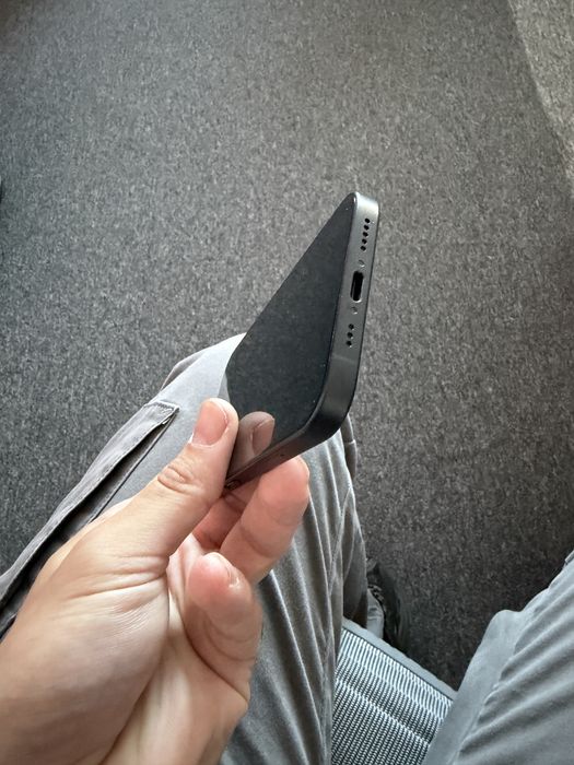 iPhone 16 128gb - Baterie 100% - 16 cicluri