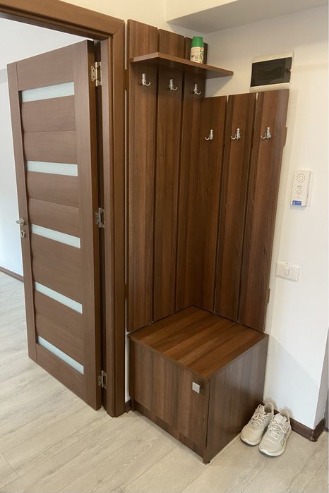 Vand apartament 2 camere Gib Mihaescu, piata simian parcare proprie mobilat si utilat etajul 1  ultracentral balcon inchis