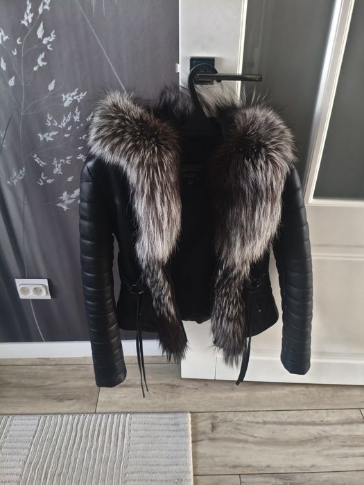 Продам куртку в отличном состоянии