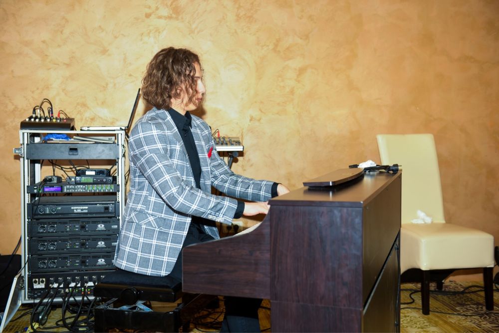 Meditații Pian & Tobe – Profesor cu experiență