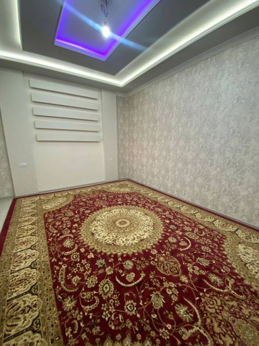 Ковер б/у в хорошем состоянии