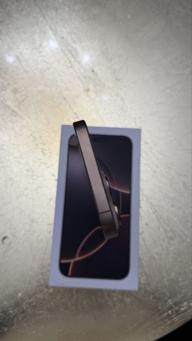 iPhone 16 Pro Max 256GB – Desert Titanium