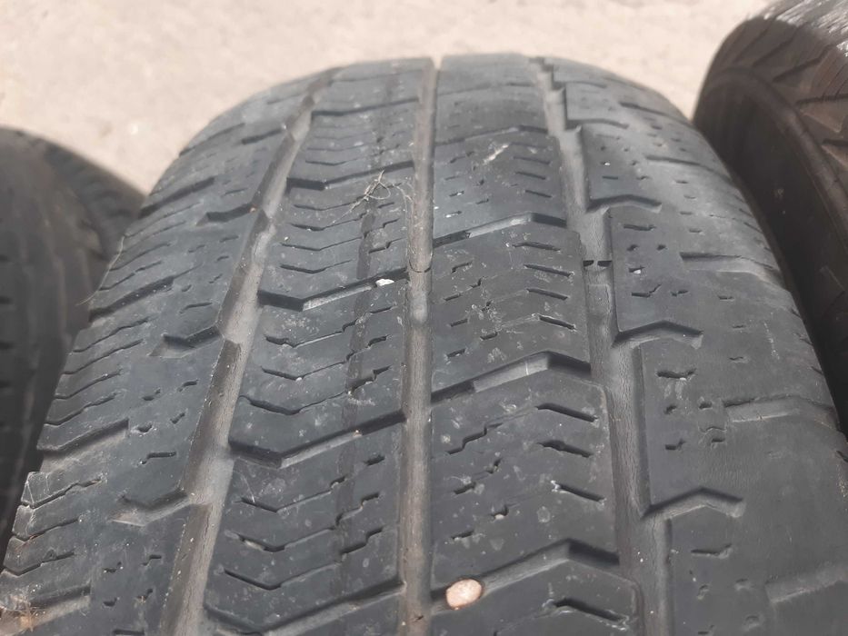 Бусови гуми NORDEX и MATADOR M+S 195/75 R16C грайфер 4-6мм 6 бр.