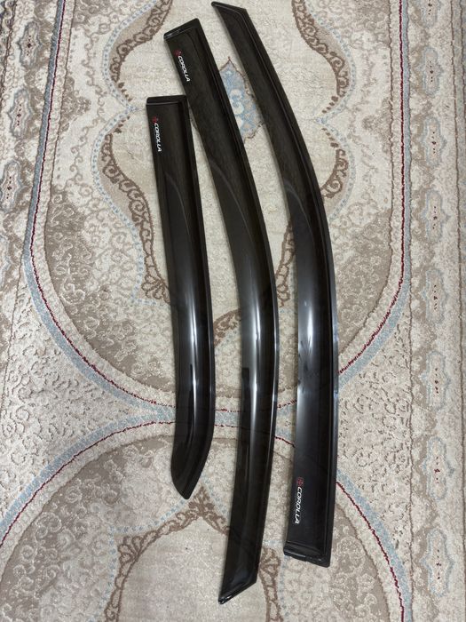 Ветровики Королла 150