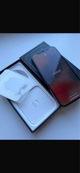 Продам Айфон 12 про