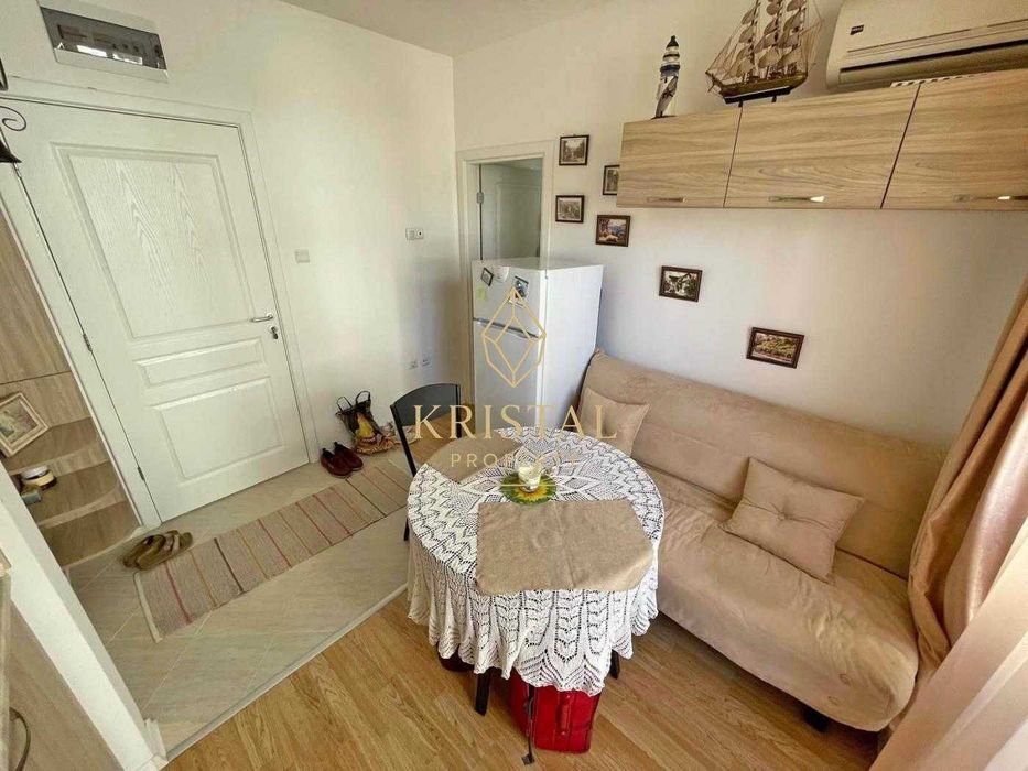 Продава се Двустаен апартамент в к.к. Слънчев бряг - 37 кв.м за 855 €/кв.м - Снимка #3