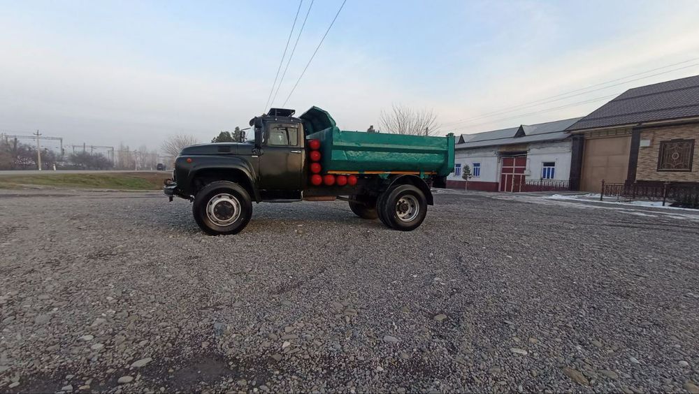 Zil maskovski. Narxi 11500 kelishiladi.