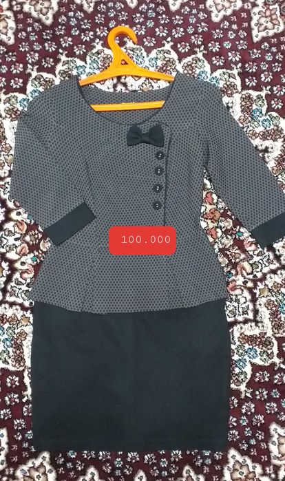 Женская одежда, платье