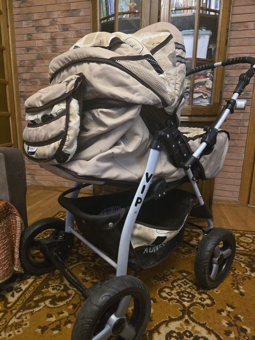 Продаётся детская коляска