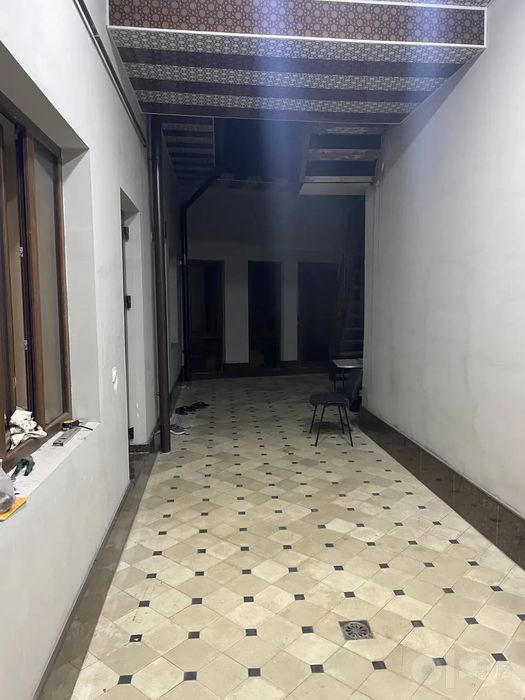 Chorsuda 4 honali 2 qavatli YANGI hovli
