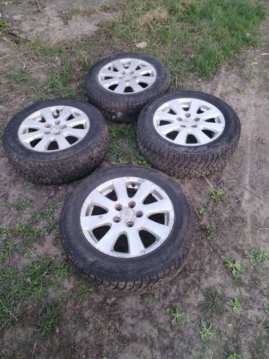 Продам диски литые.