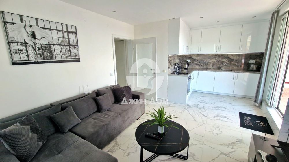 Продава се Двустаен апартамент в Свети Влас - 94 кв.м за 690 €/кв.м - Снимка #3