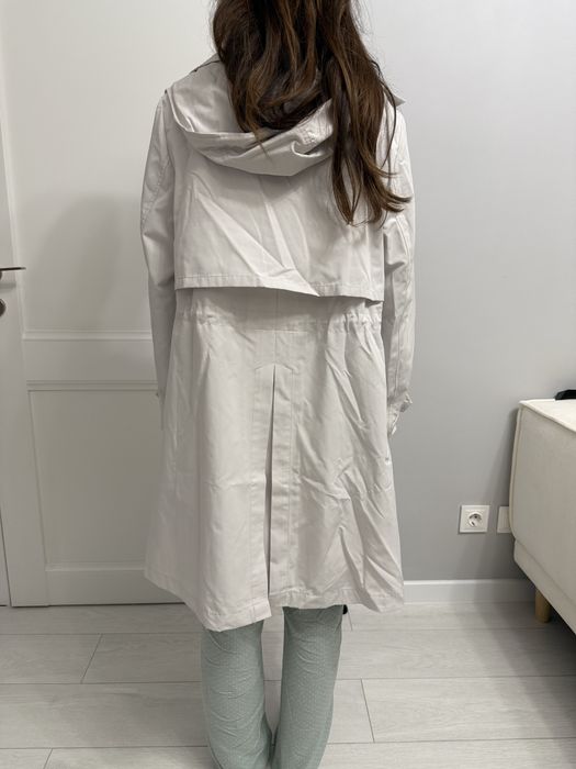 Плащ Zarina новый!