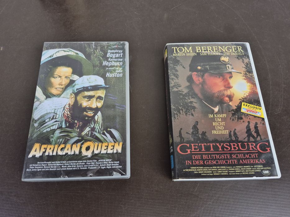 Vând 7casete video VHS originale dragoste( Pe Aripile Vantului )