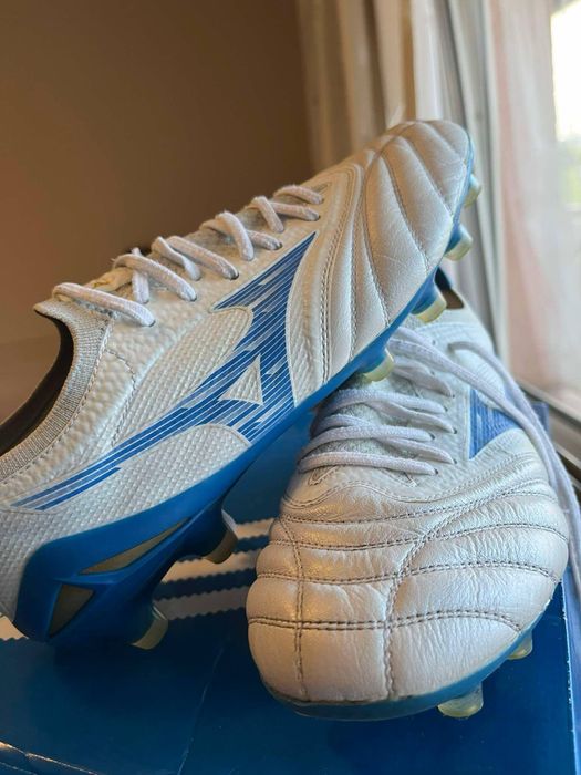 Професионални бутонки Mizuno 38н