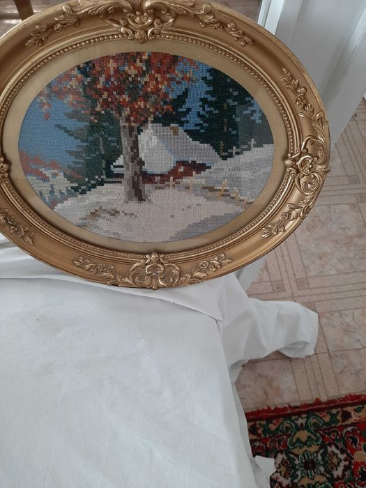 Ушити гоблени в рамки