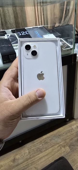 Iphone 13. 128 gb