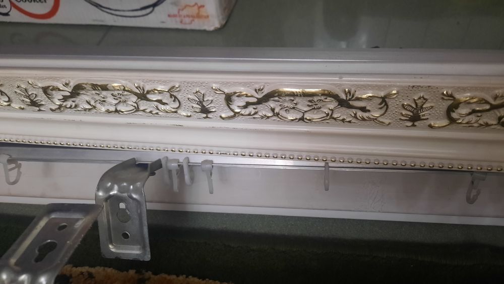 Гардины деревянные .