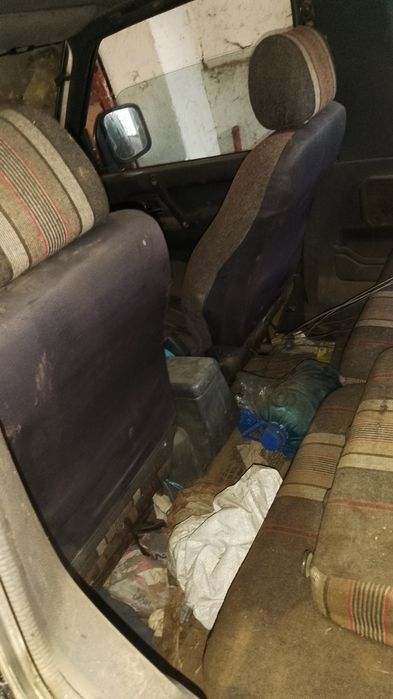 Mitsubishi pajero 2.5tdi(може и подоговаряне)