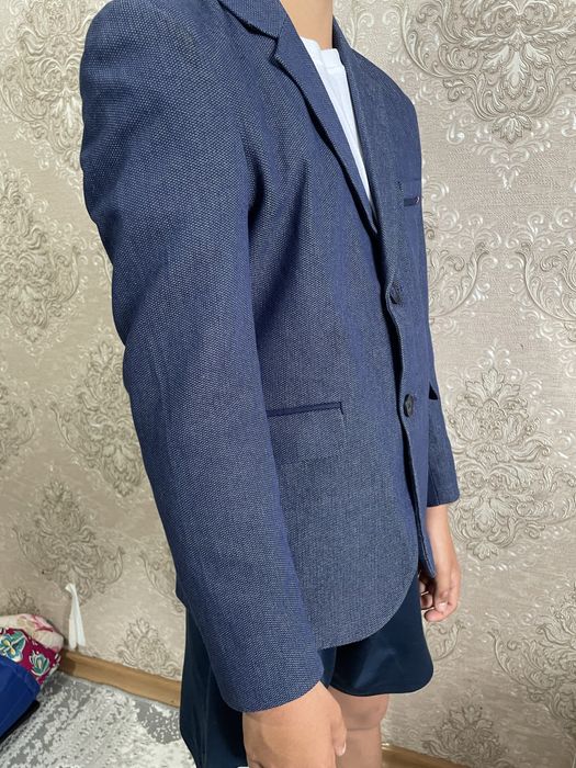 детский пиджак на 10-12лет