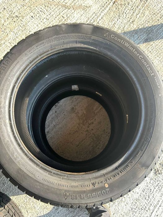 205/55R18 Continental