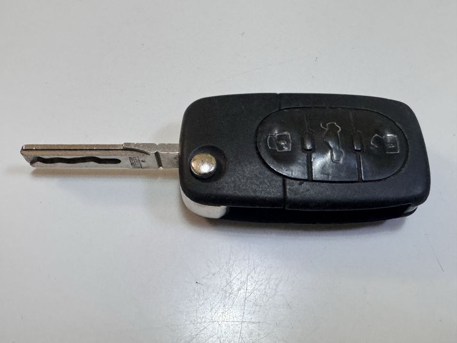 Ключ за Audi оригинален сгъваем с 3бутона