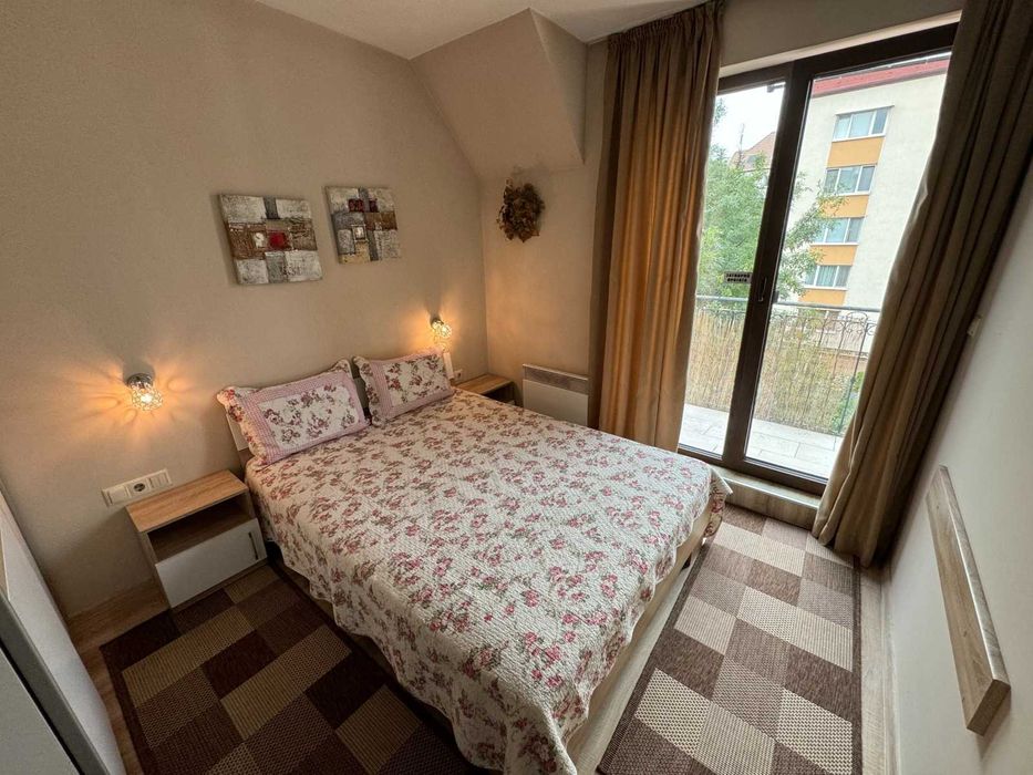 Дава се под наем Двустаен апартамент в София, Център - 52 кв.м за 400 € - Снимка #1