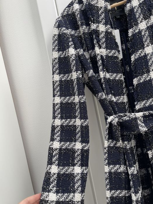 Palton Ted Baker nou cu eticheta