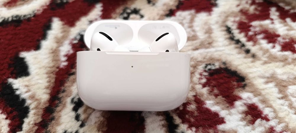 Airpods pro продам срочно!!!