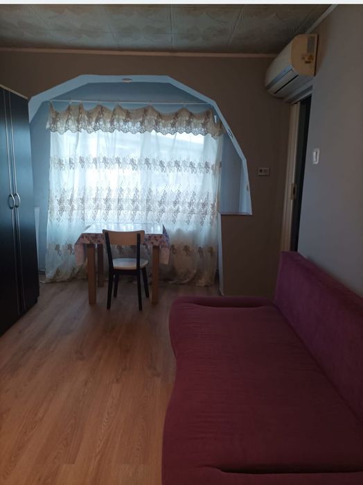 Închiriez garsonieră Oituz