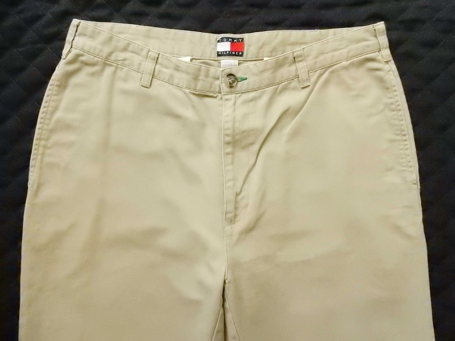 Pantaloni Tommy Hilfiger. Marime 36/34. Impecabili, ca noi.