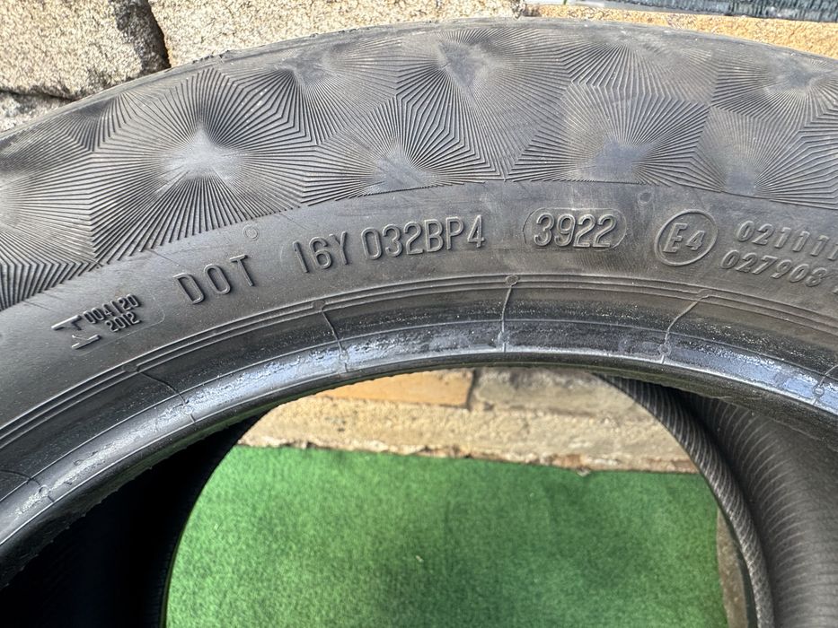2 броя Летни гуми 225/50 R18 CONTINENTAL PremuimContact 6