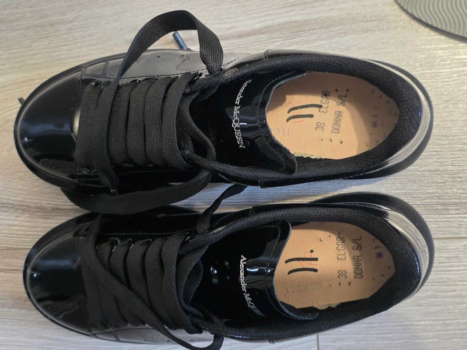 Adidasi Alexander Mcqueen 38.5