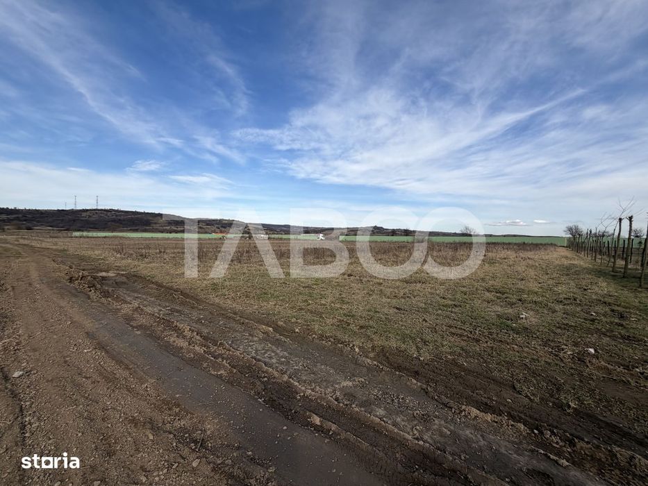 Teren Intravilan 1440 mp cu toate utilitatile Zona Meltea Fagaras