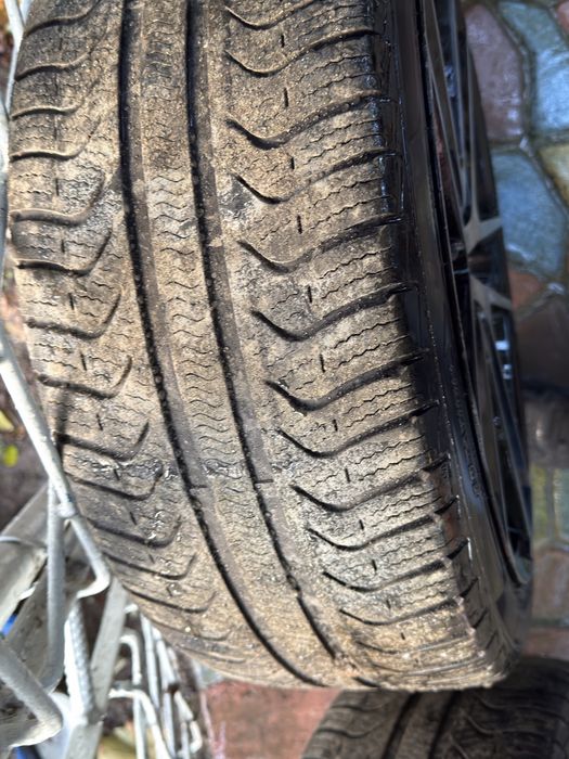 Roti 5x112 r18 cu cauciucuri all seson