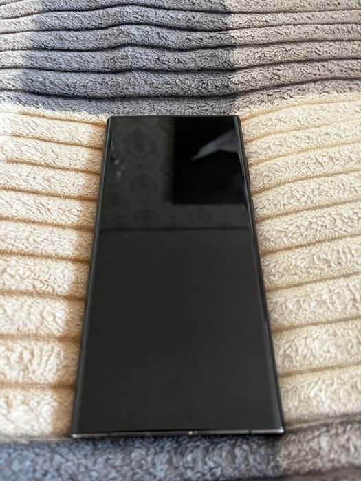 Samsung S22ULTRA идеал 8/128 black