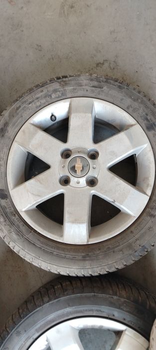Продам диск эпика заводской с шинами 205/55R16 R16