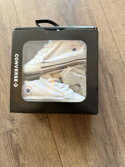 Обувки Biomecanics, Nike, Kolev & Kolev, Converse