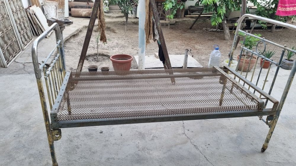 Продается кровать