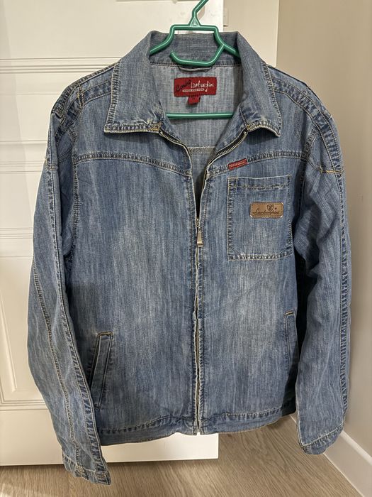 Куртка джинсовая