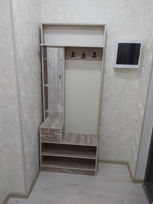 Prixojka mebel kiyim uchun shkaf ishlab chiqaruvchidan mebellar kamod