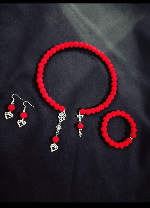 Бусы, чокеры в этностиле