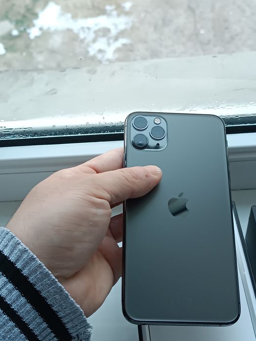Iphone 11pro max 64Gb  82% в идаеле/Айфон 11 про макс 64гб 82%