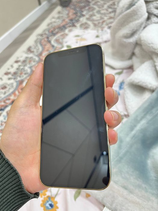 Айфон 12 про голд