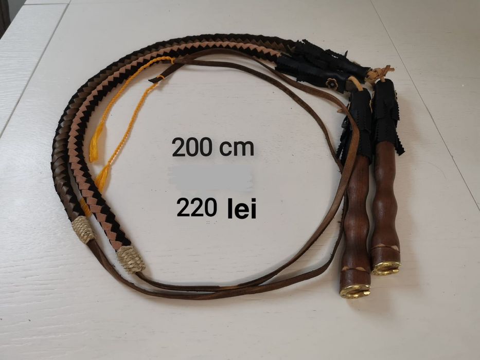 Bici traditional din pielea, pocneste, cai, cal, ciobani, oi, oieri