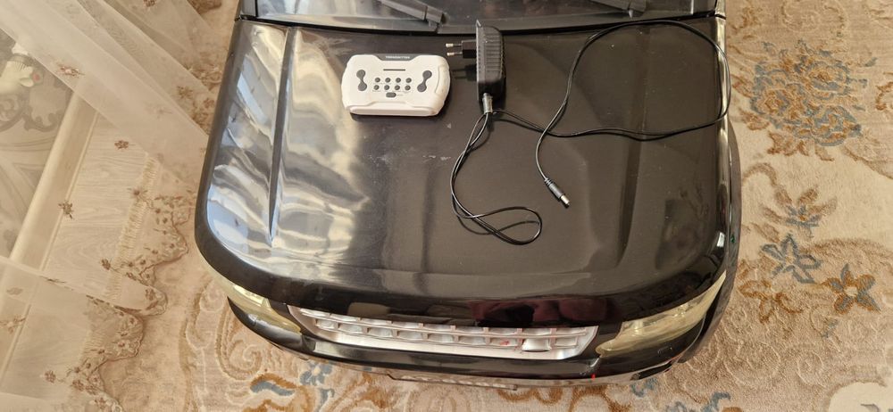 большая игрушечная машина