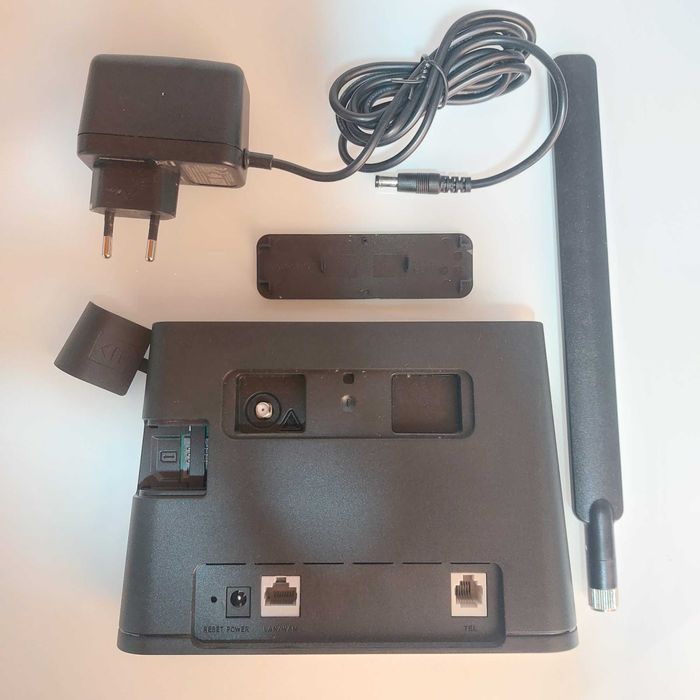 Рутер 4G LTE Wi-Fi рутер Huawei B310s-22 - Net Box и Huawei B311s-221 (А1 и Vivacom)
