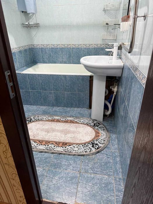 Сдаётся 3комнатная квартира возле метро Ойбек